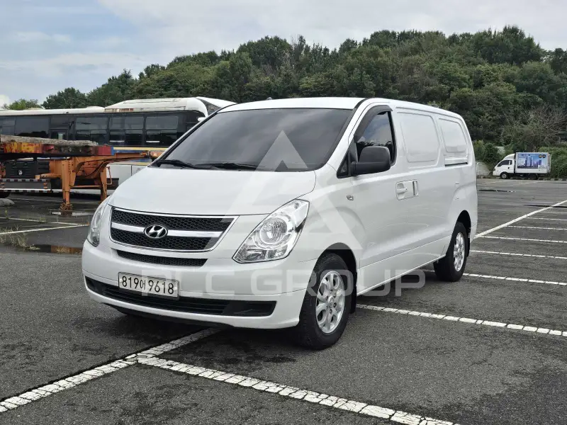 2012 Hyundai Starex