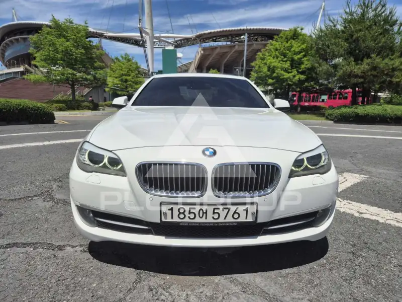 2013 BMW 528