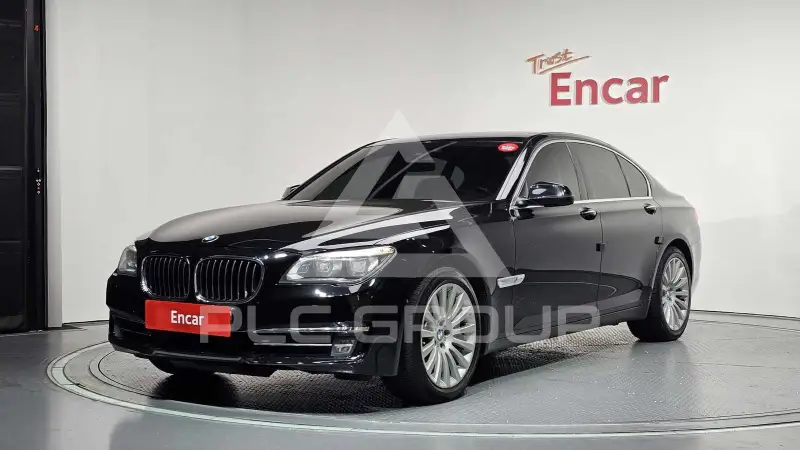 2013 BMW 740