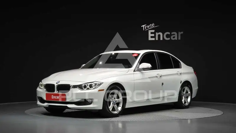 2013 BMW 320