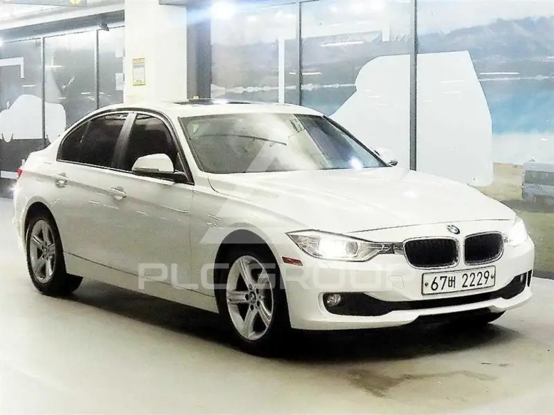 2013 BMW 320