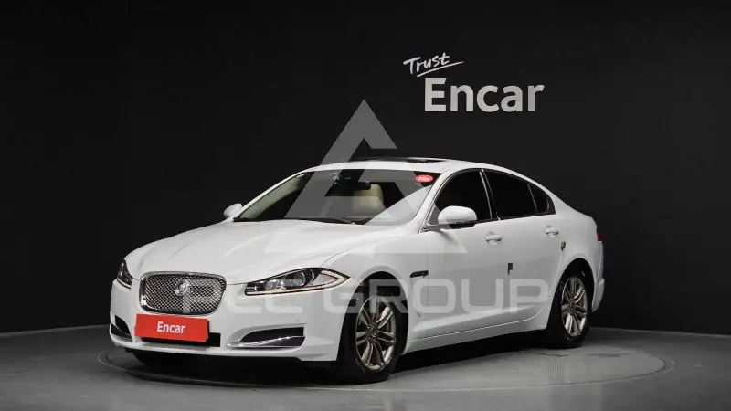 2013 Jaguar XF
