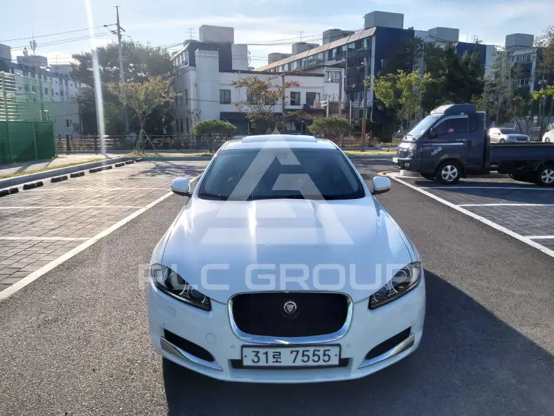 2013 Jaguar XF