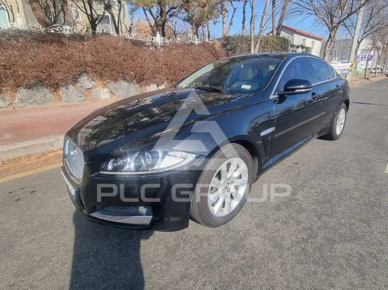 2013 Jaguar XF