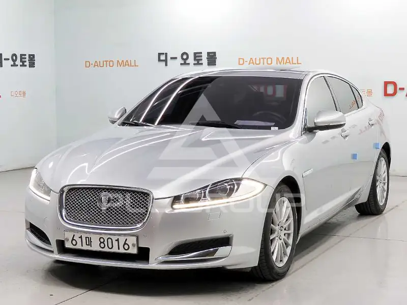2013 Jaguar XF