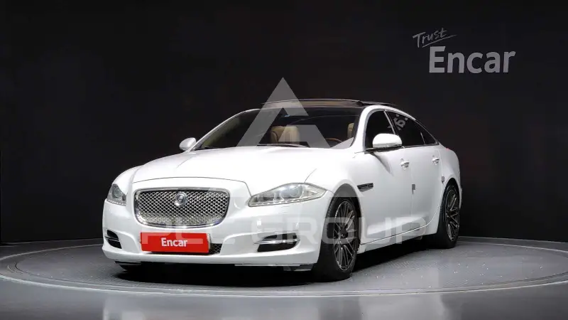 2013 Jaguar XJ