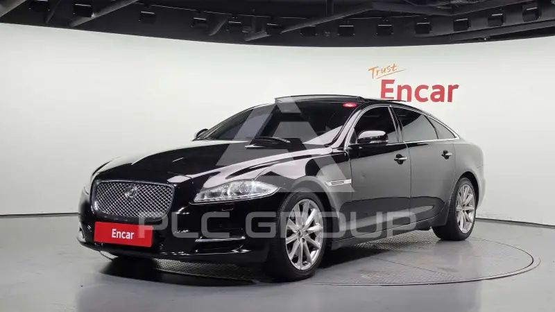 2013 Jaguar XJ