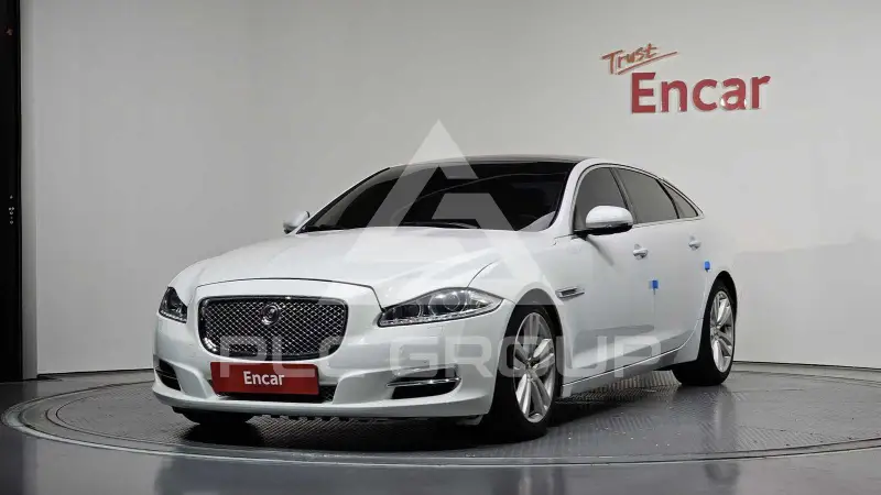 2013 Jaguar XJ