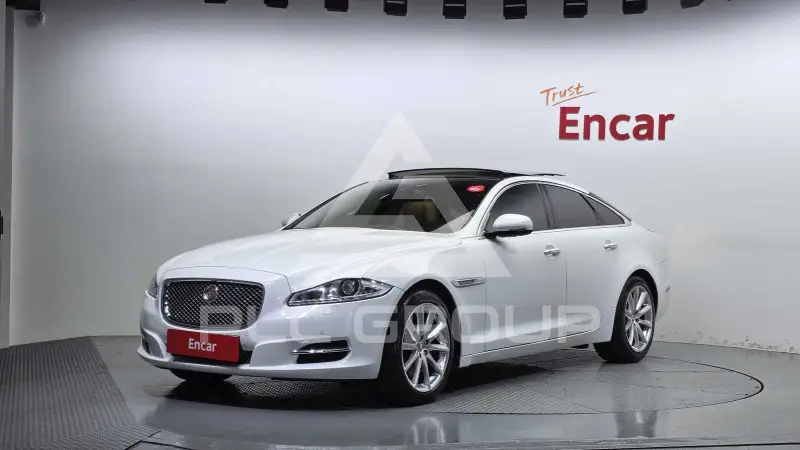 2013 Jaguar XJ
