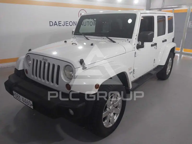 2013 Jeep WRANGLER