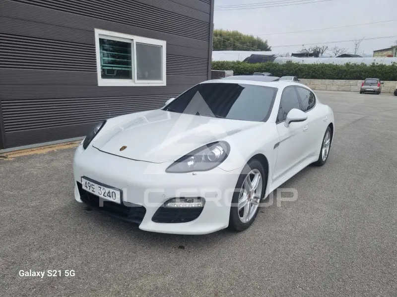 2013 Porsche Panamera