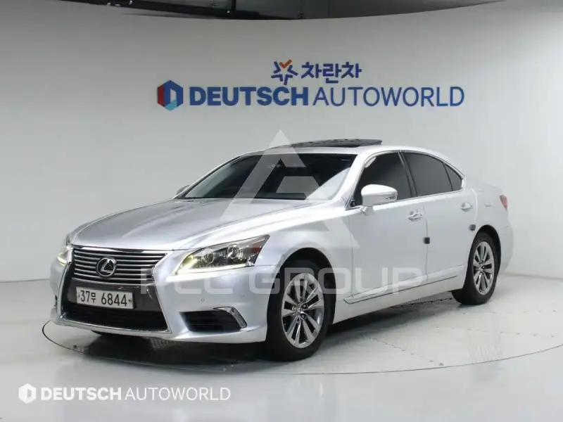 2013 Lexus LS