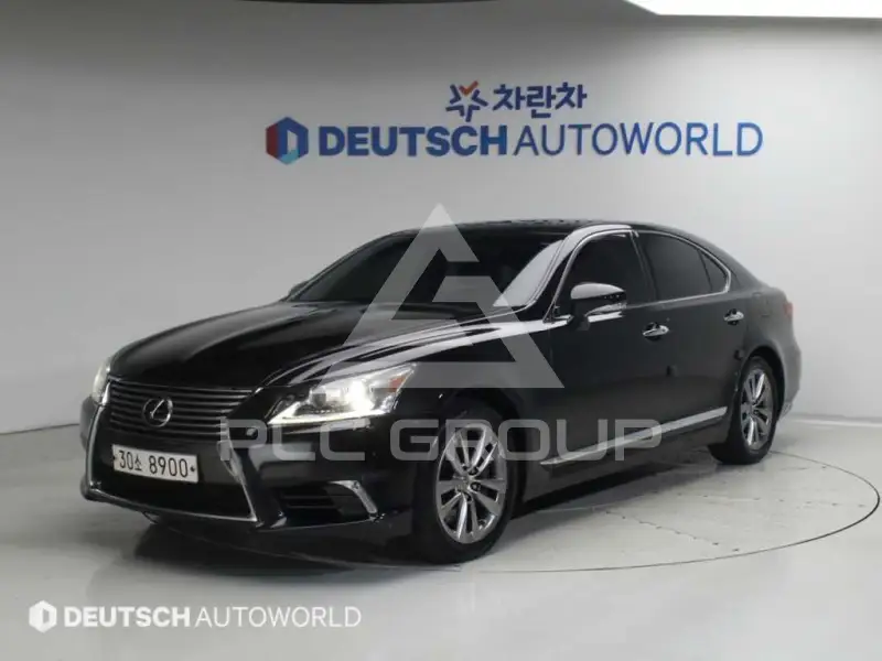 2013 Lexus LS