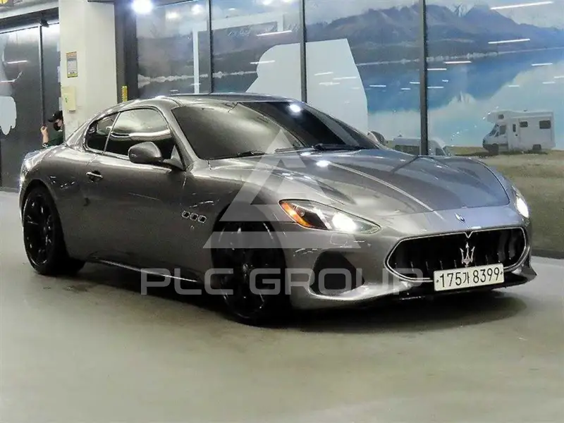 2013 Maserati GRANTURISMO
