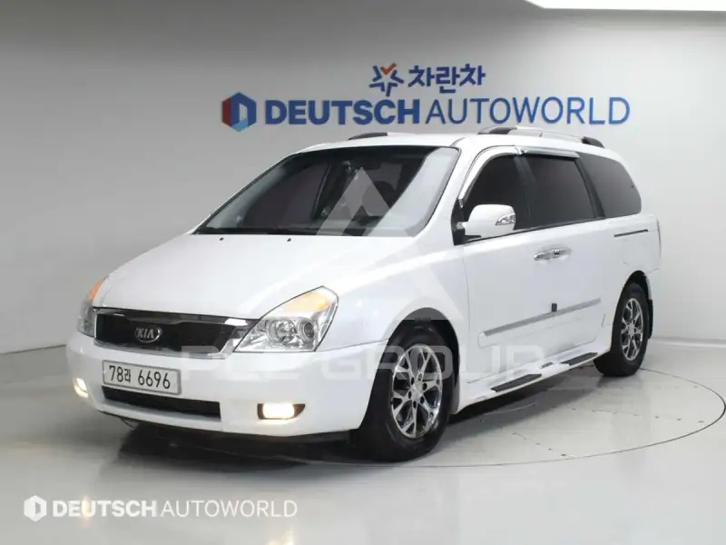 2013 KIA Carnival