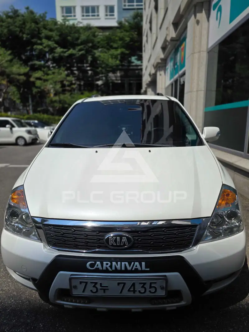 2013 KIA Carnival