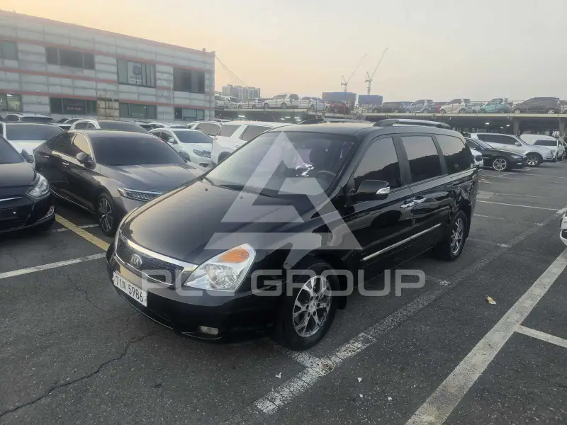 2013 KIA Carnival