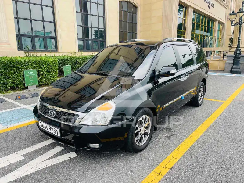 2013 KIA Carnival