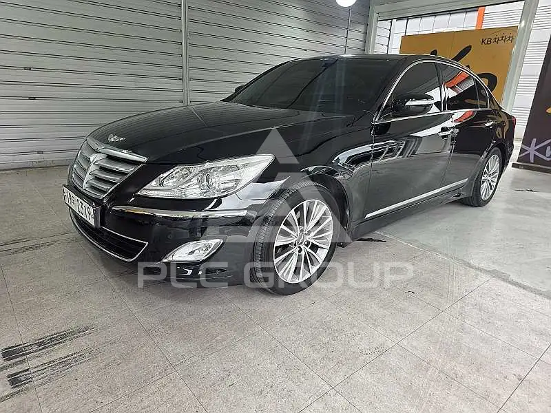 2013 Hyundai Genesis