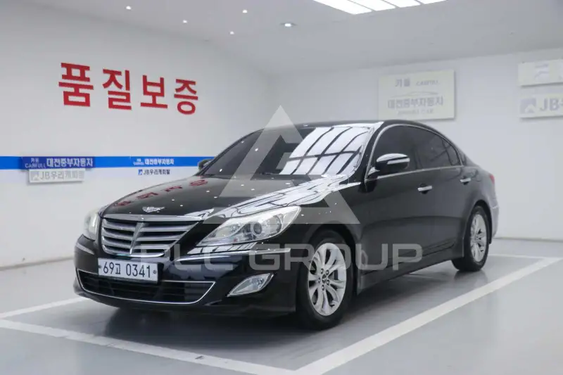 2013 Hyundai Genesis