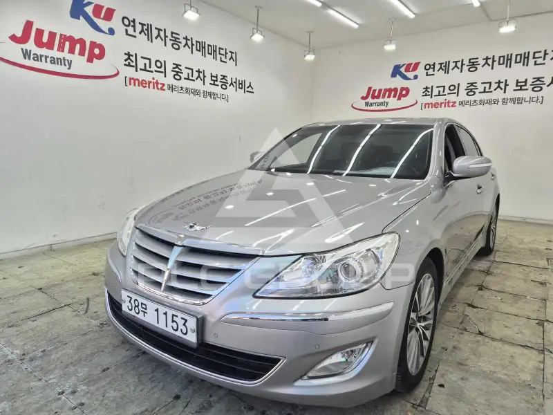 2013 Hyundai Genesis