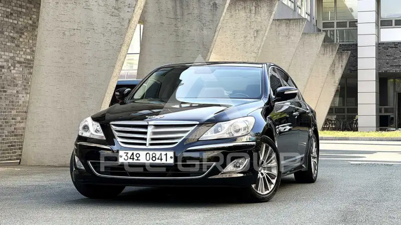 2013 Hyundai Genesis