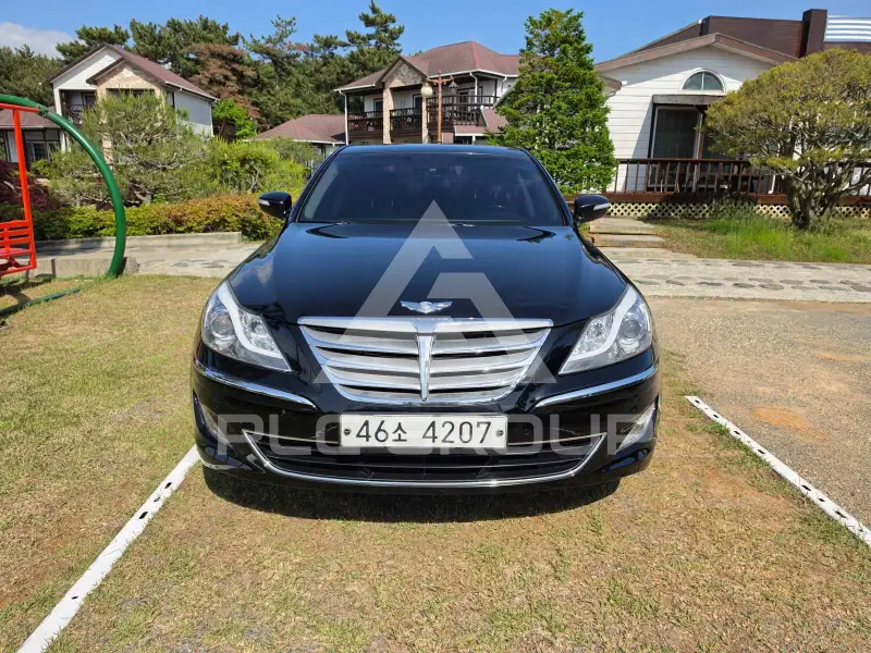 2013 Hyundai Genesis