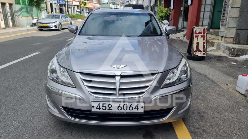 2013 Hyundai Genesis