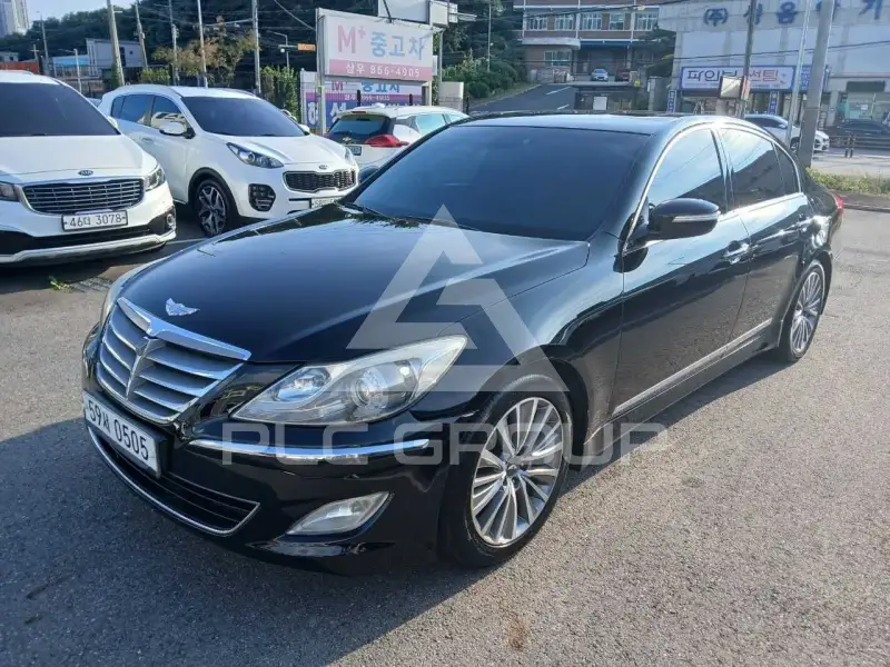 2013 Hyundai Genesis