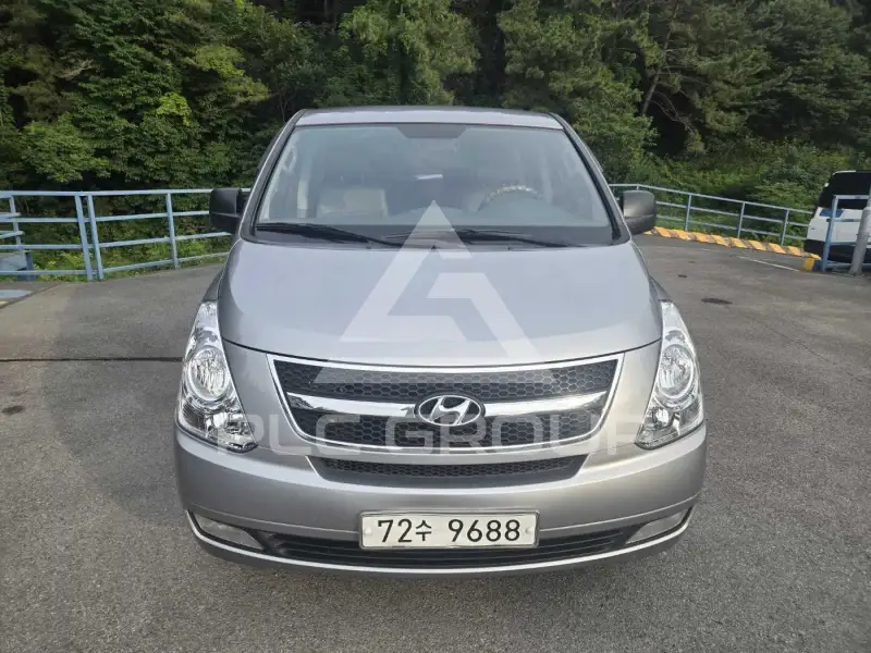 2013 Hyundai Starex