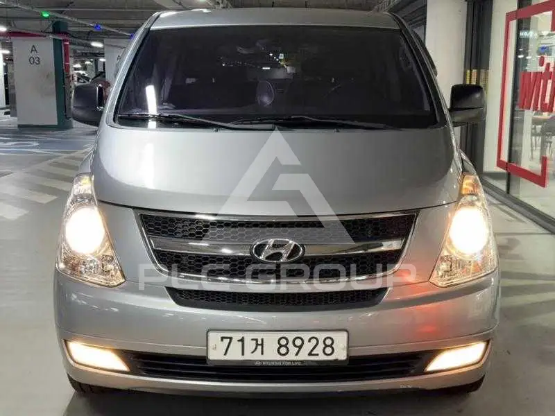 2013 Hyundai Starex