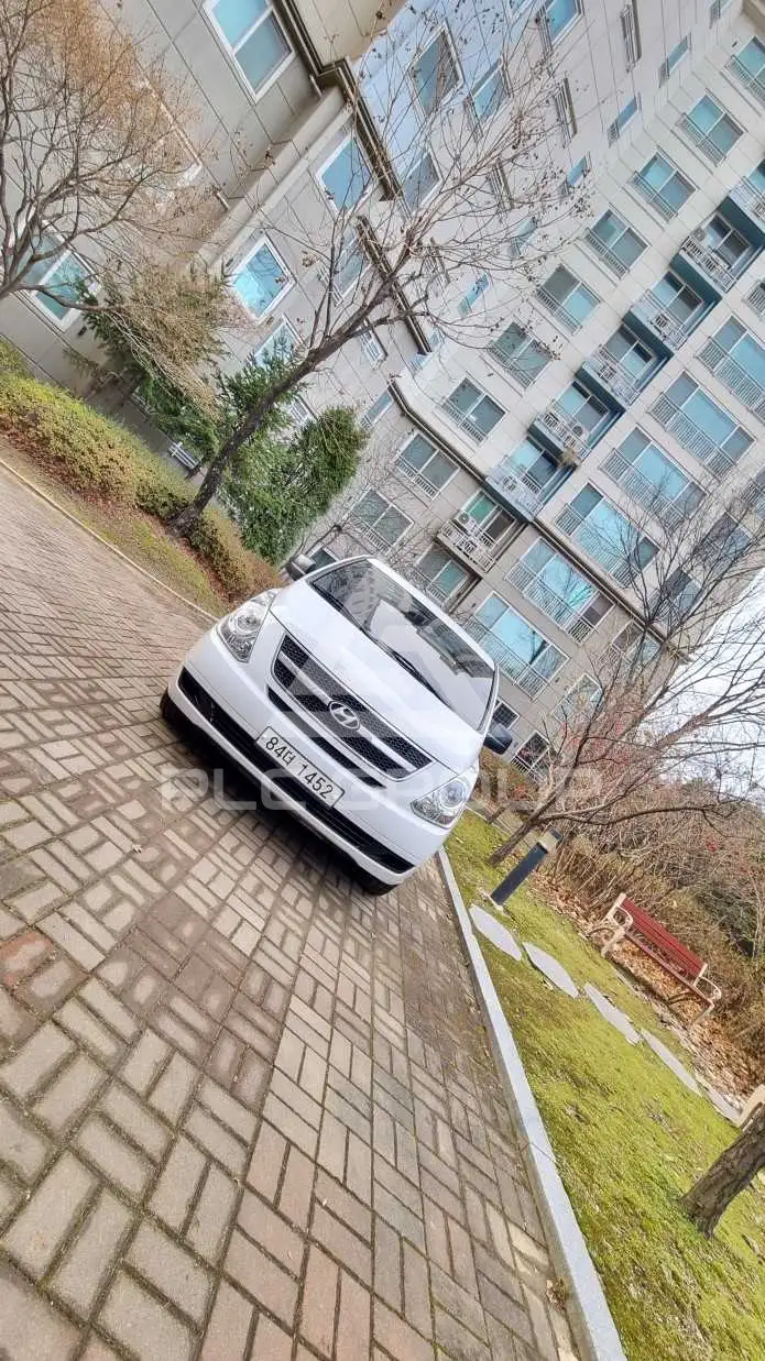 2013 Hyundai Starex