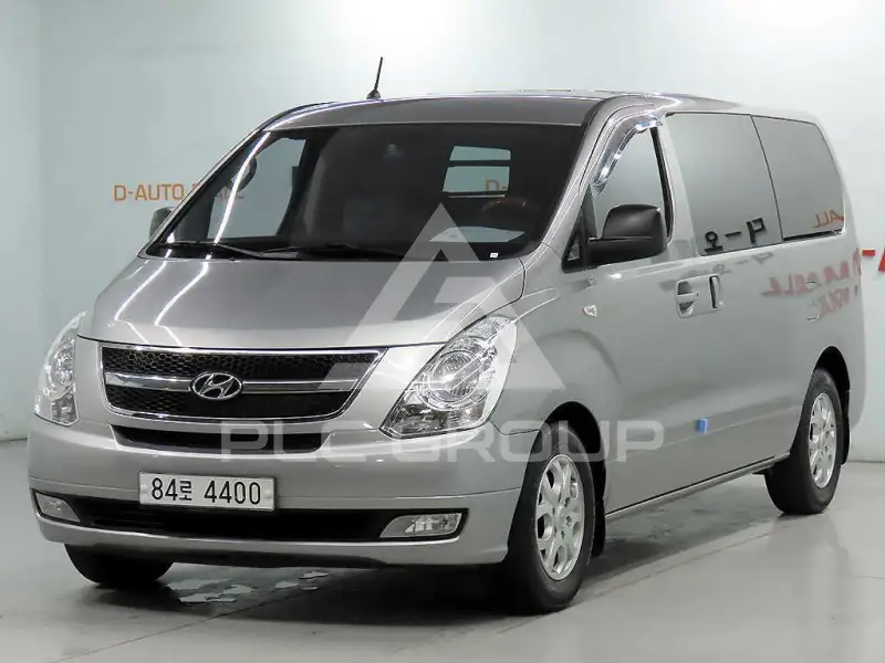 2013 Hyundai Starex