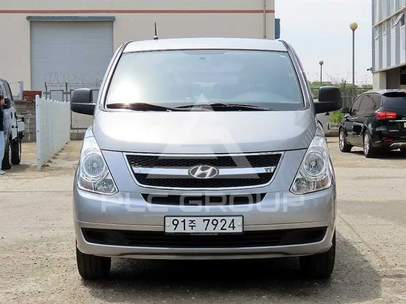 2013 Hyundai Starex