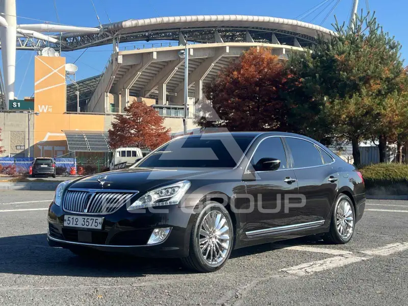2013 Hyundai Equus