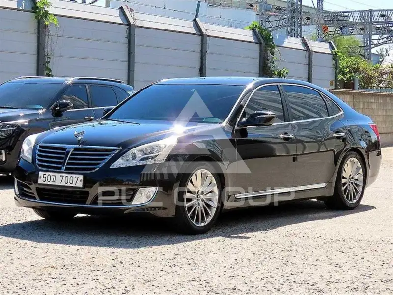 2013 Hyundai Equus