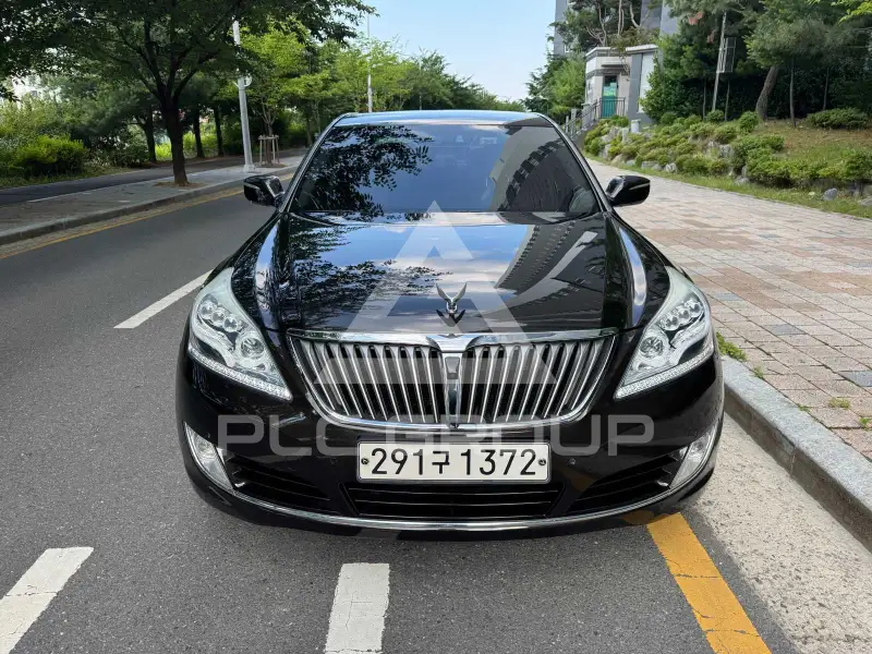 2013 Hyundai Equus