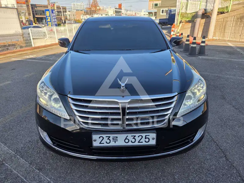 2013 Hyundai Equus