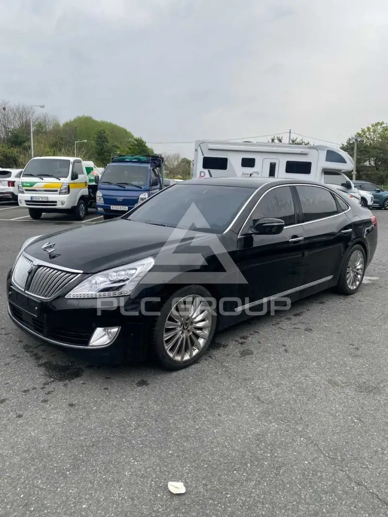 2013 Hyundai Equus