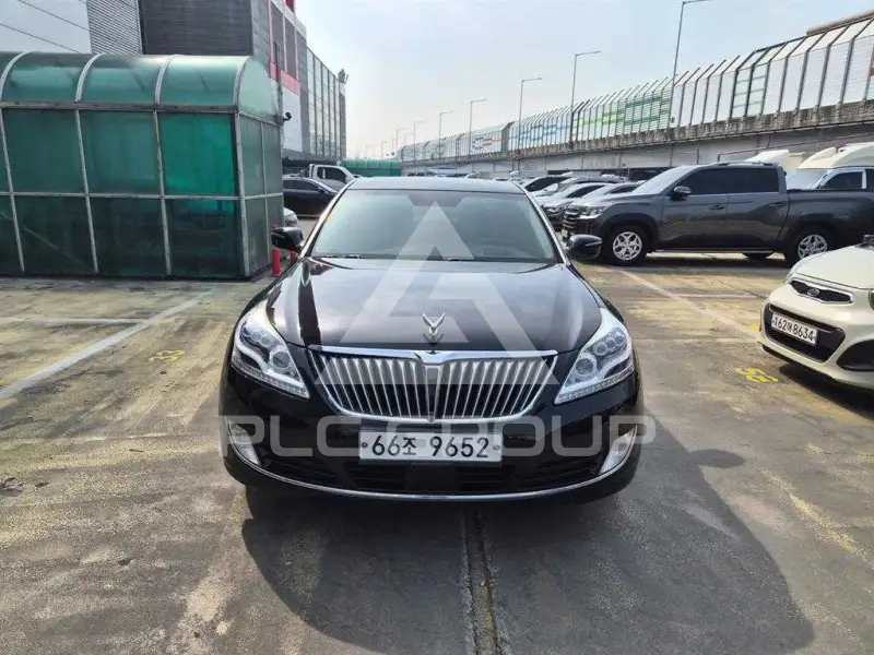 2013 Hyundai Equus