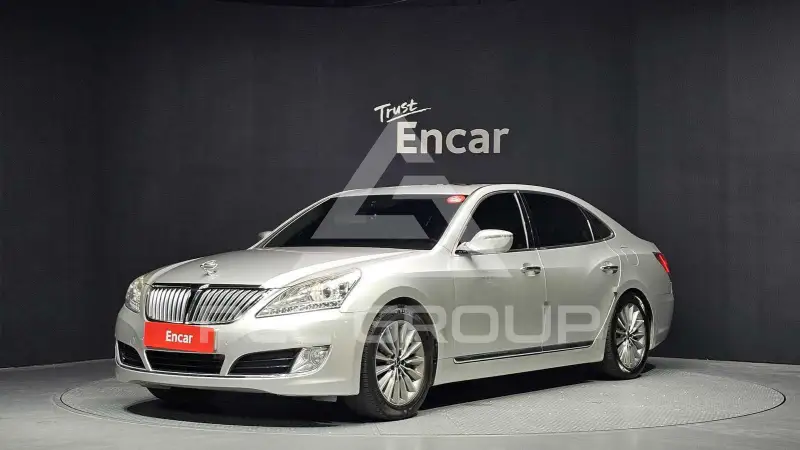 2013 Hyundai Equus