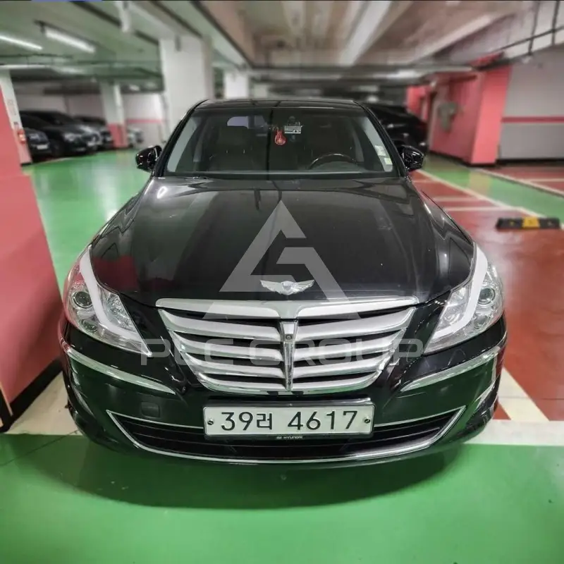 2013 Hyundai Genesis