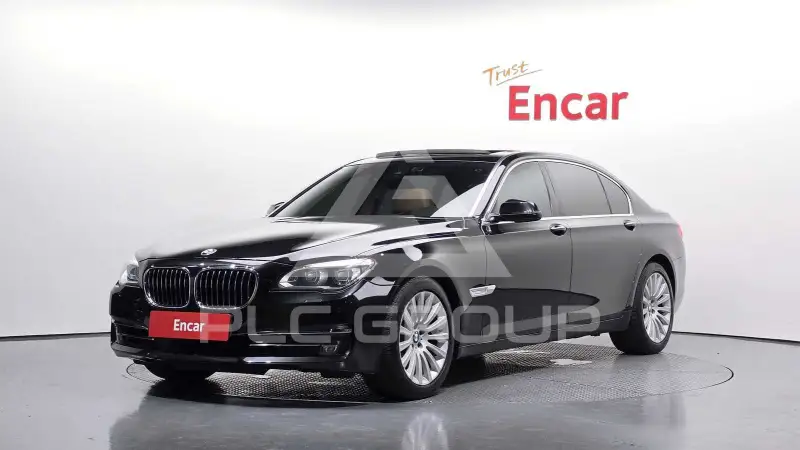 2014 BMW 740