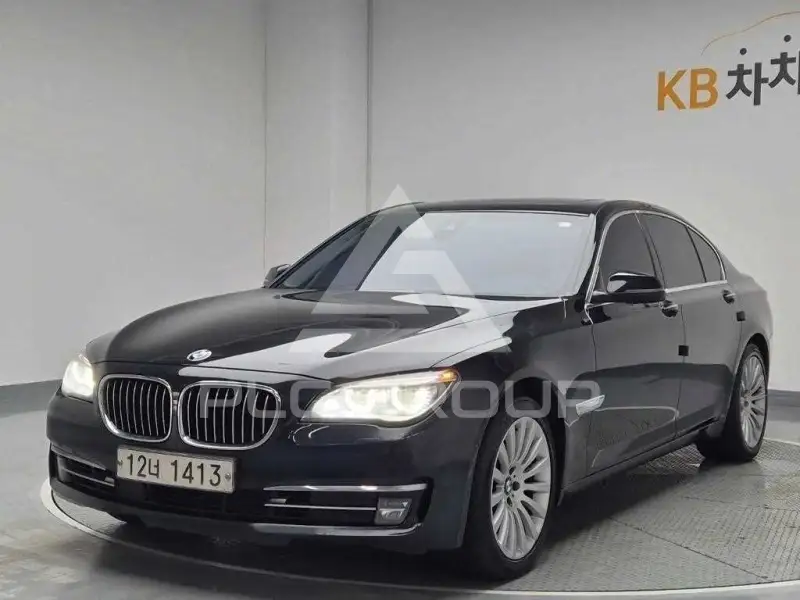 2014 BMW 740