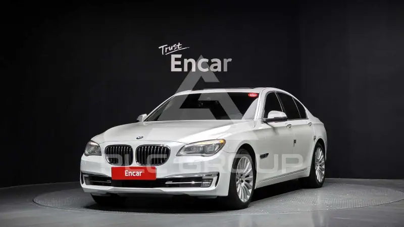 2014 BMW 740