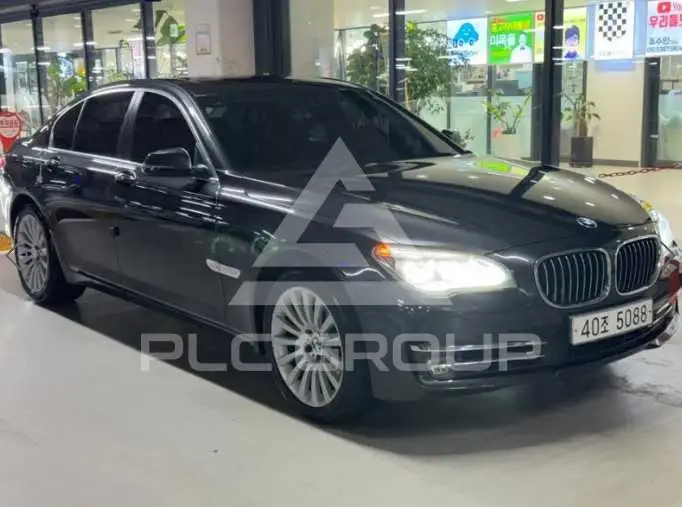 2014 BMW 740
