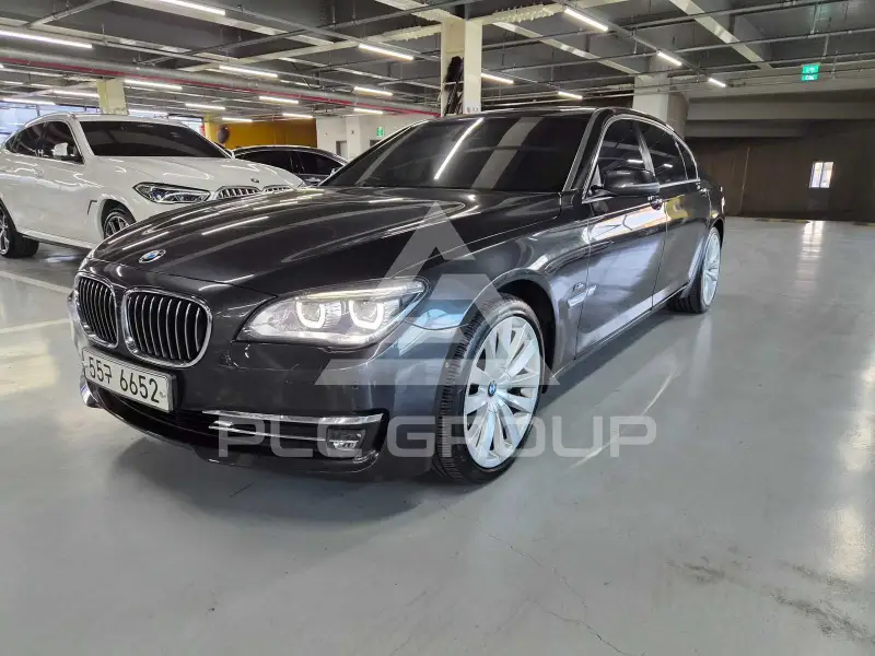 2014 BMW 750