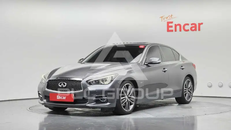 2014 Infinity Q50
