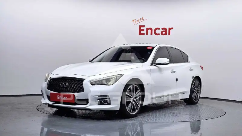 2014 Infinity Q50