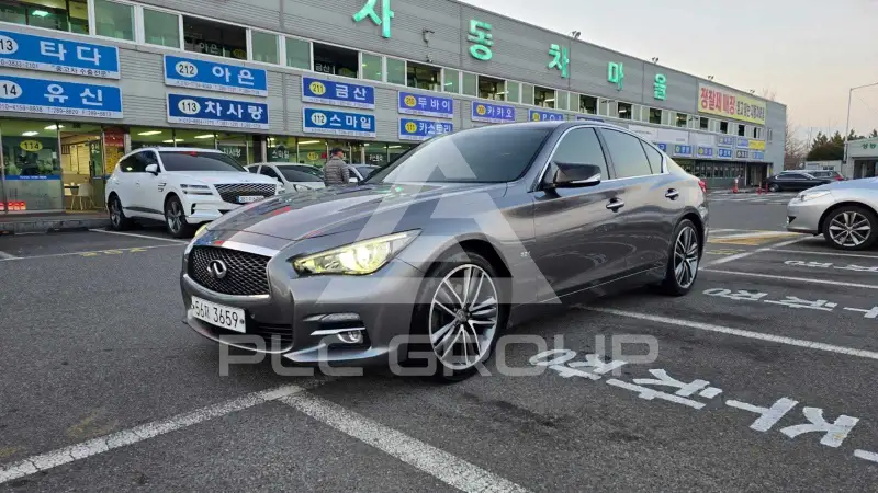 2014 Infinity Q50